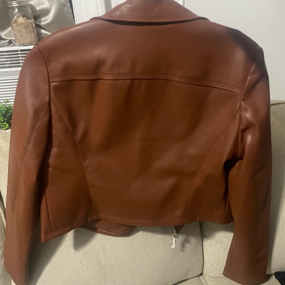 Express Jacket - Picture 3 of 4